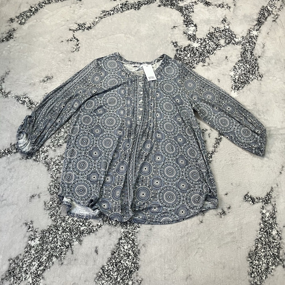 Rose Olive Shirt Womens Size 1X Bohemian-style Tunic Blue White Geometric - Picture 1 of 8